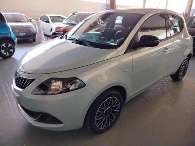 LANCIA Ypsilon 1.0 Hybrid Platino MY24 GPL PROMO