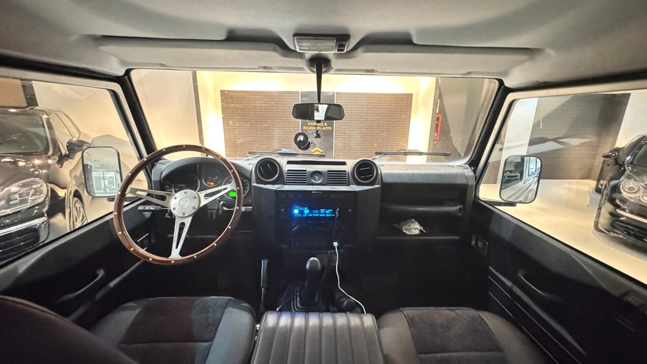 LAND ROVER DEFENDER 2.4D 122CV - 2010