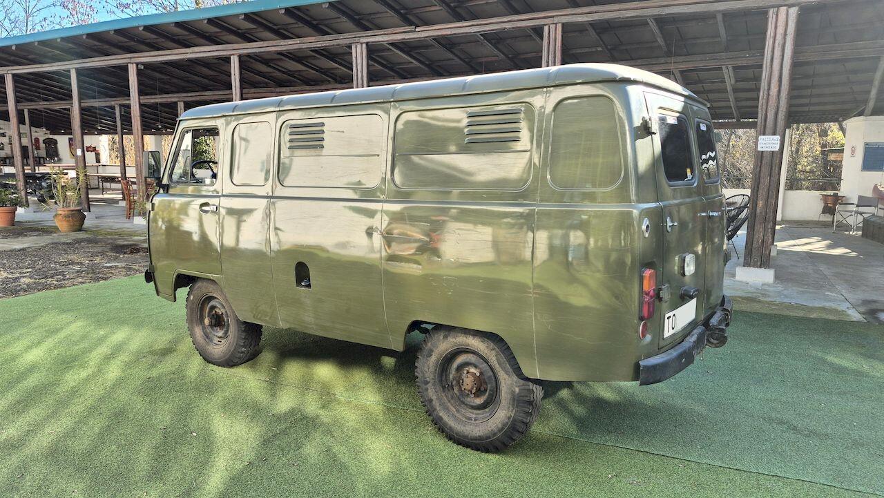 UAZ 452 Furgone 4×4 Serie 3741 – 1991