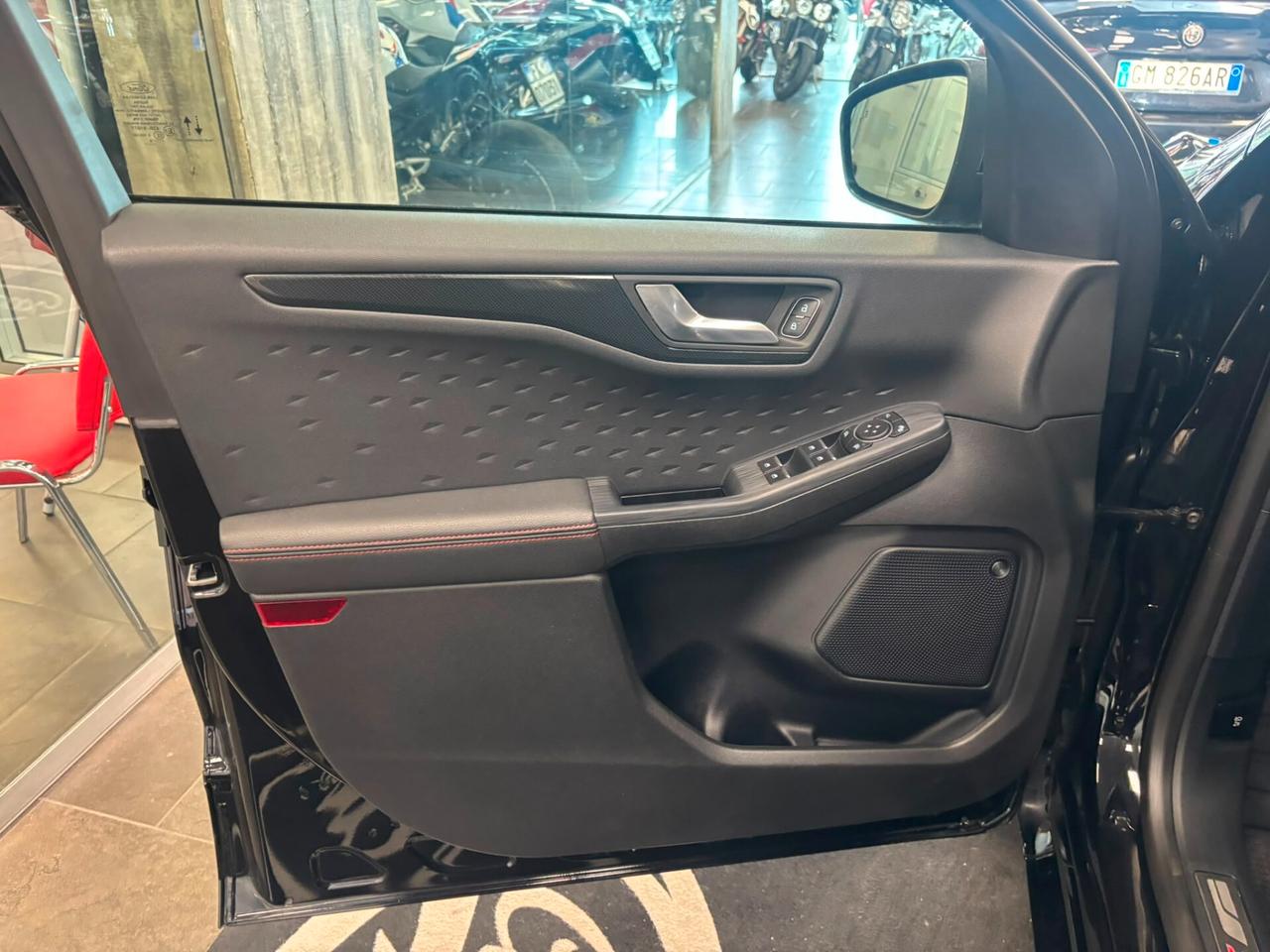 Ford Kuga ST LINE