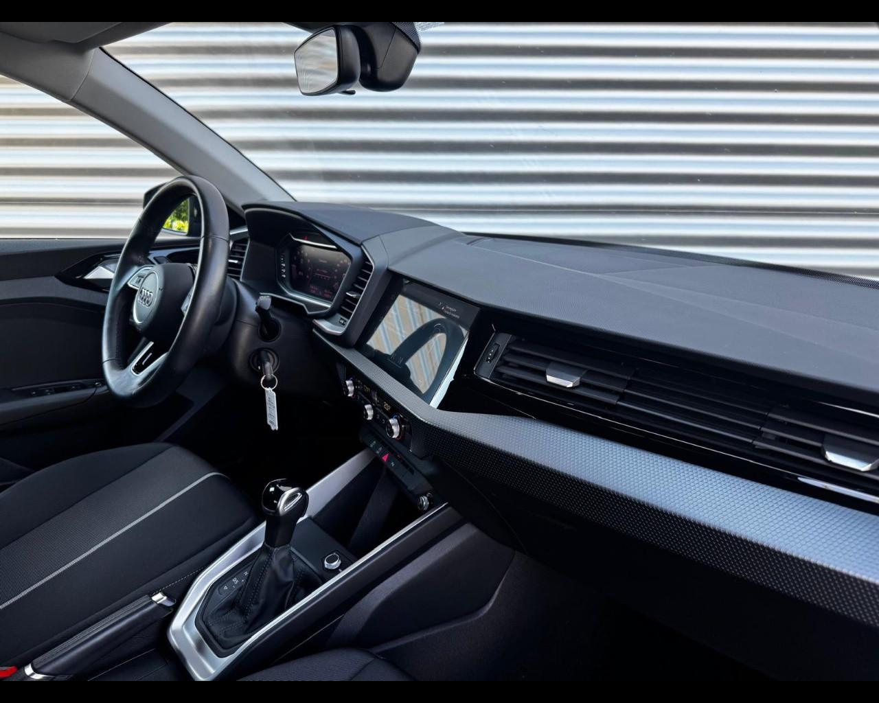 AUDI A1 ALLSTREET 30 TFSI S-TRONIC ADMIRED