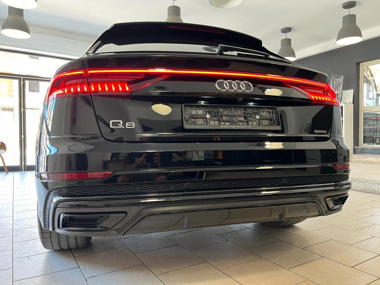 Audi Q8 45 TDI S LINE TETTO-FULL-BLACK