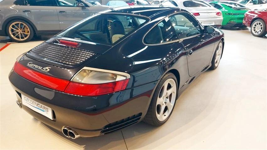 Porsche 911 Carrera 4S cat Coupé