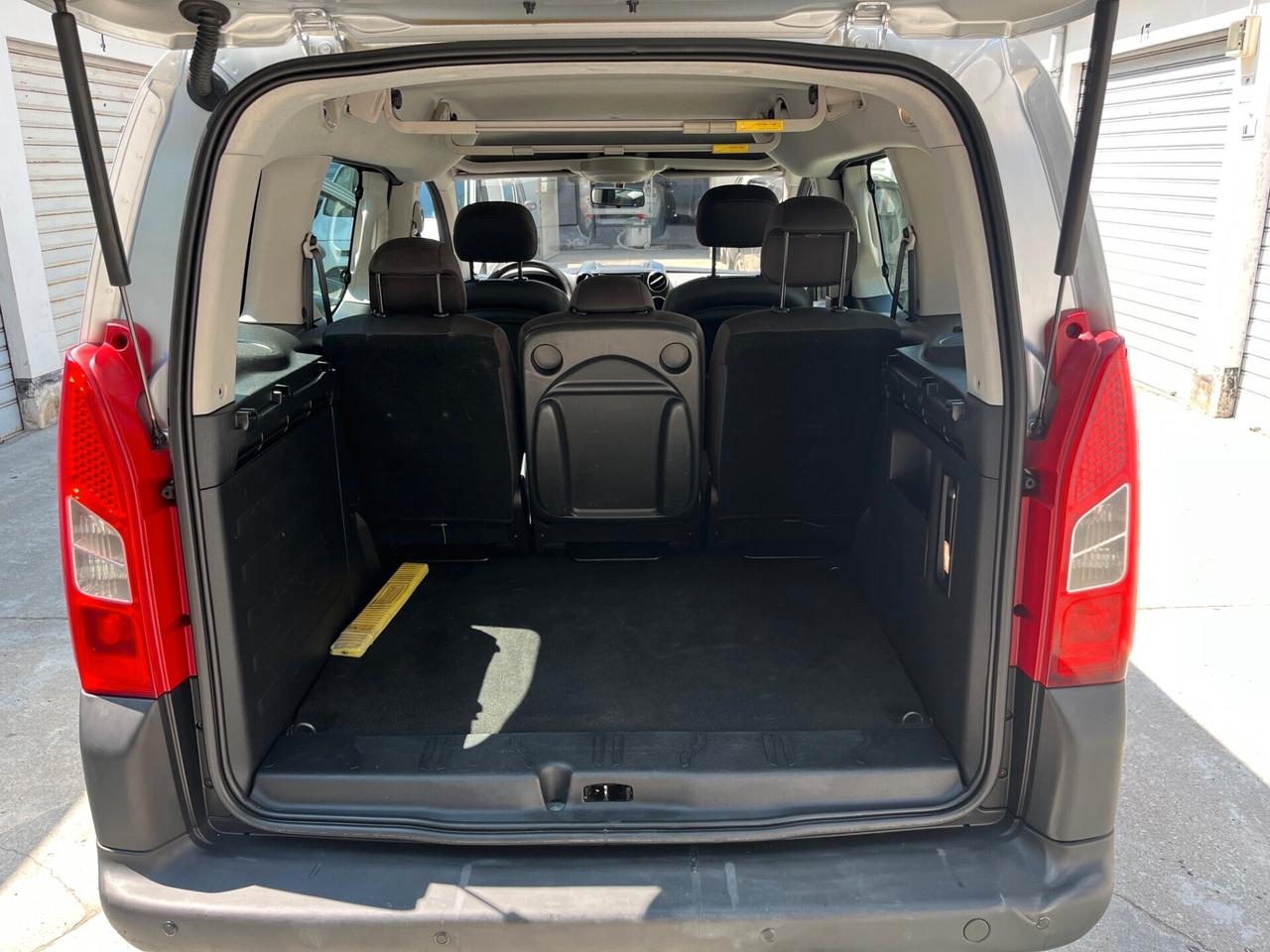 Peugeot Partner Tepee 1.6 VTi 120CV Outdoor GPL