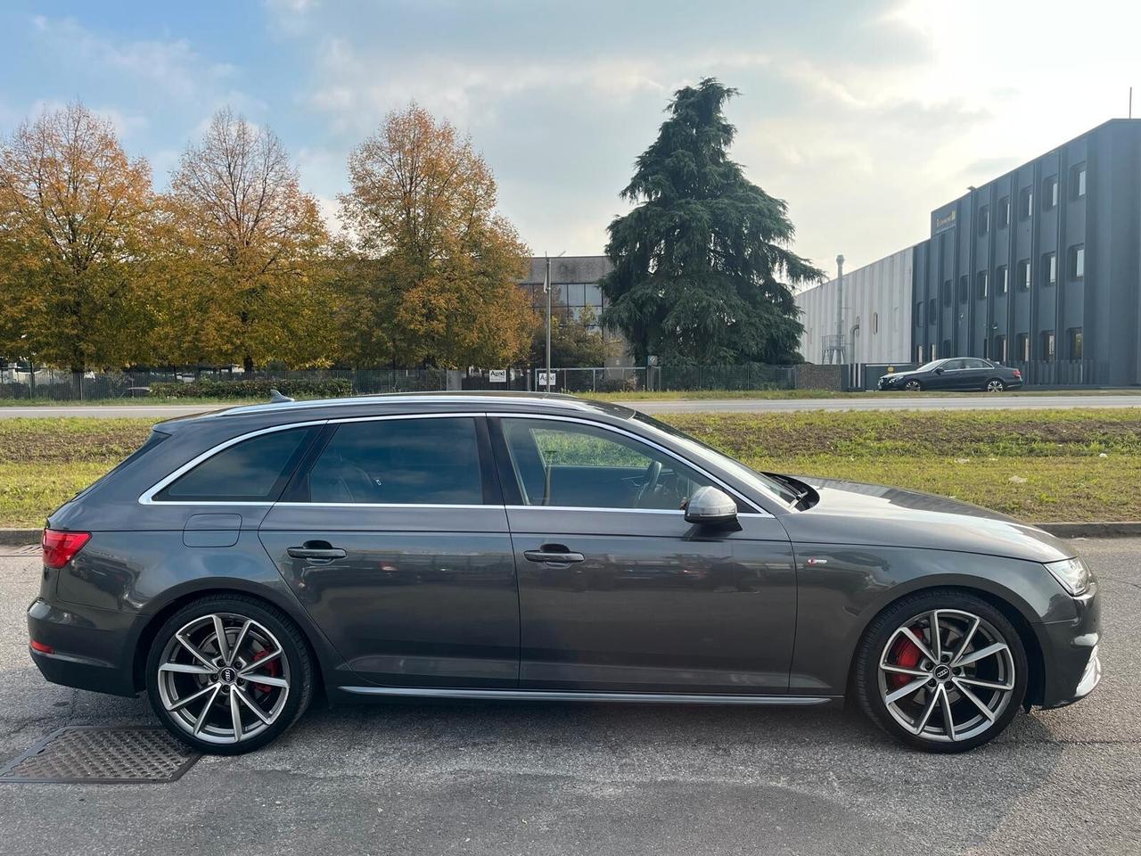 Audi A4 sline quattro stronic