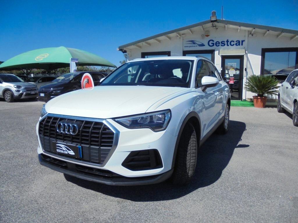 Audi Q3 35 TDI S tronic Business