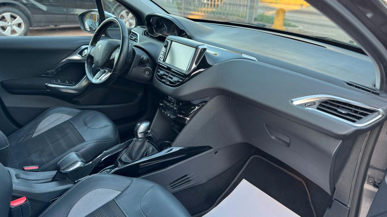 Peugeot 2008 BlueHDi 100 Black Matt