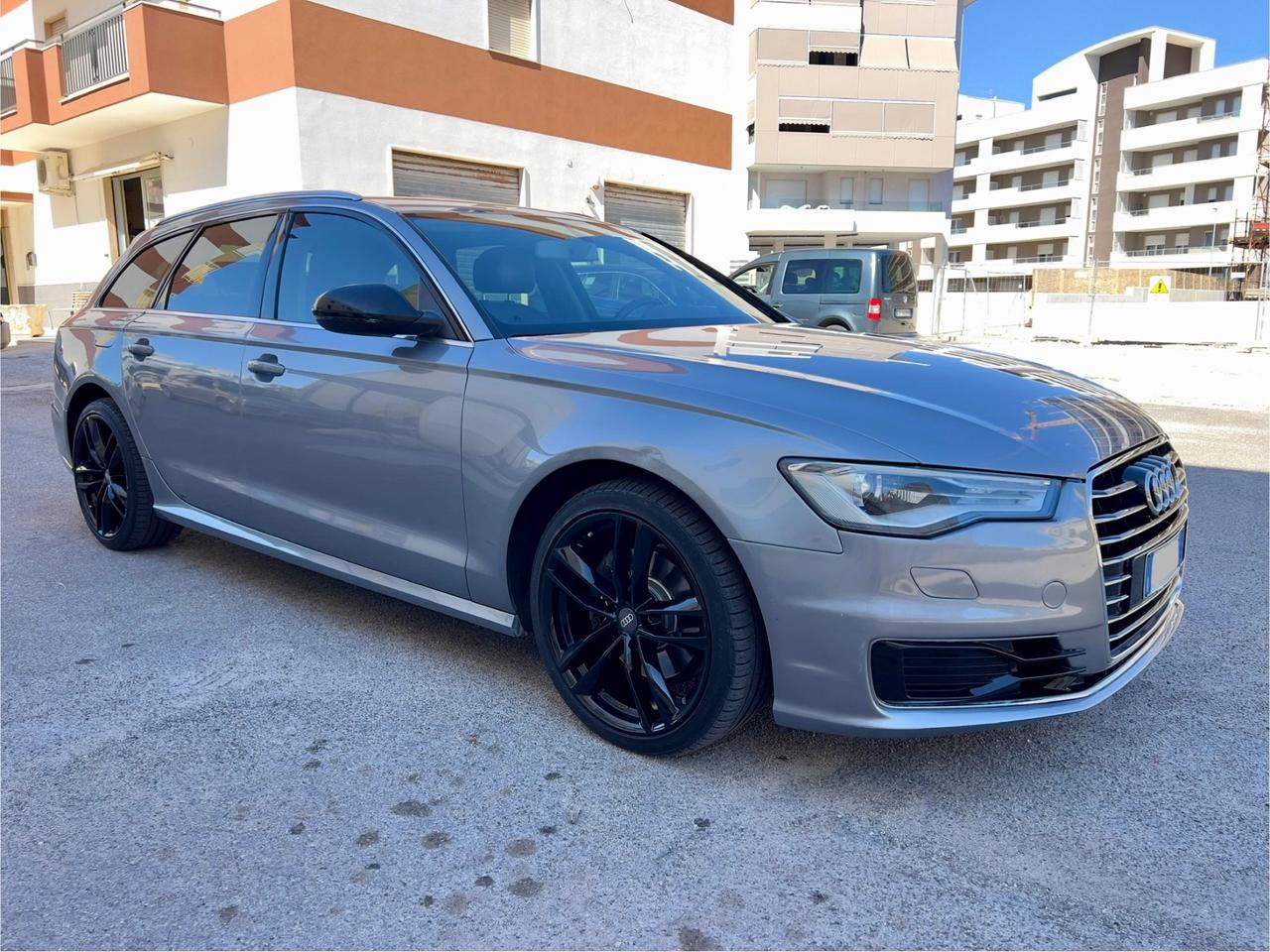 Audi A6 Avant 2.0 TDI ultra S tronic Business Plus