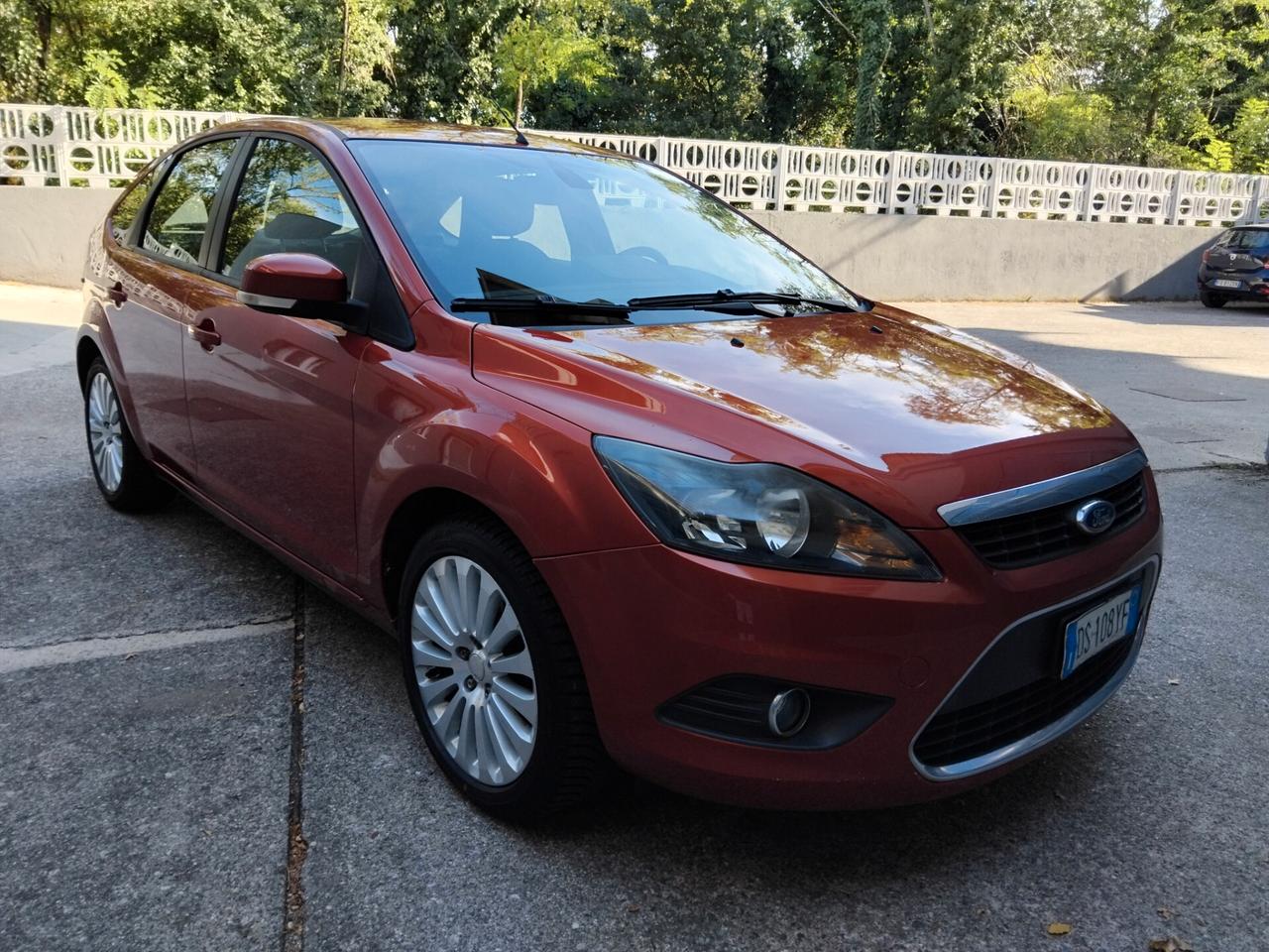 Ford Focus 2.0 gpl garanzia