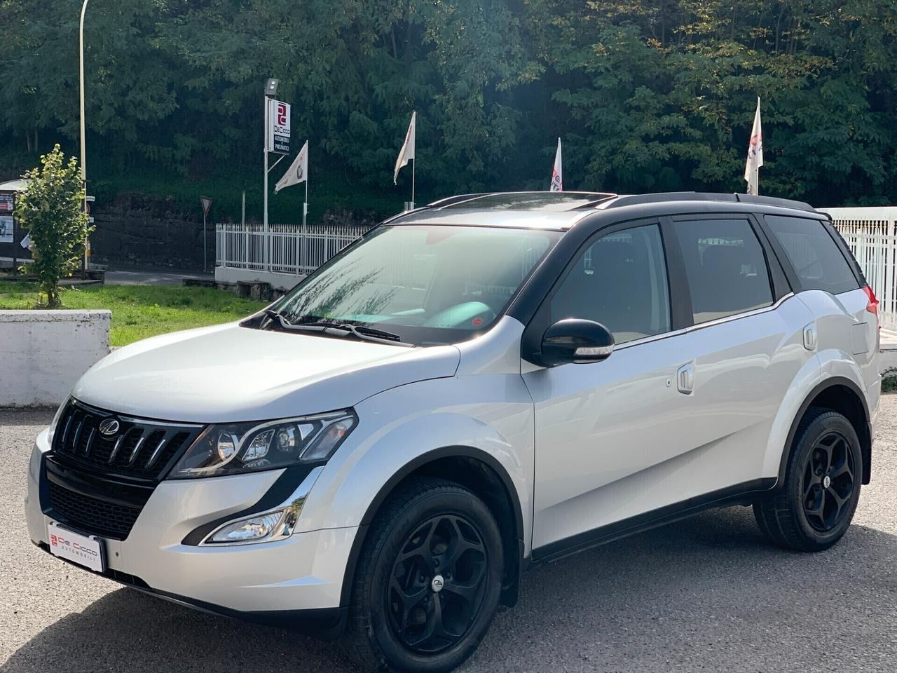 Mahindra XUV500 2.2 16V AWD W10 7 POSTI TETTO APRIBILE