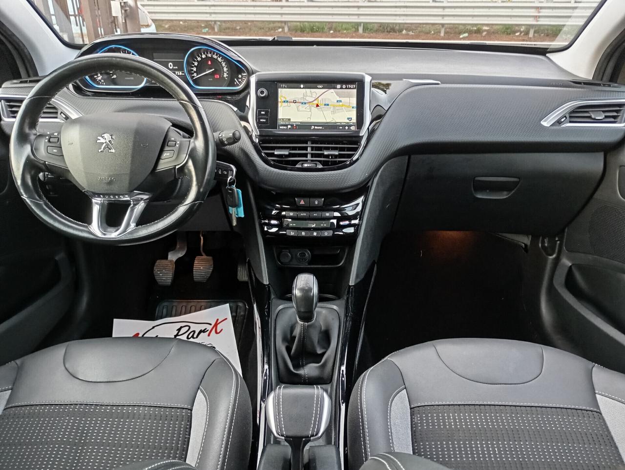 Peugeot 2008 1.2 PureTech Turbo 110CV Allure