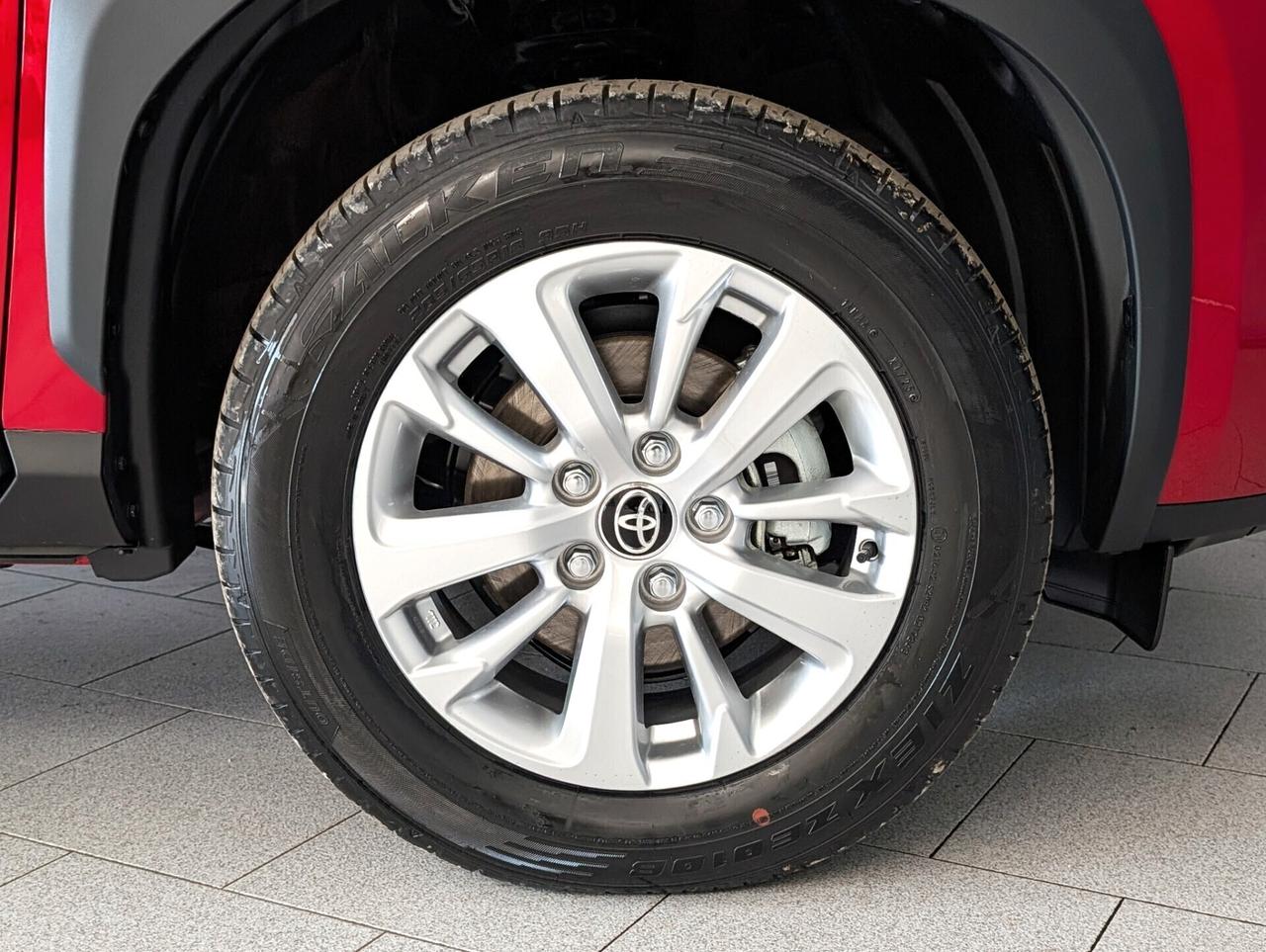 TOYOTA YARIS CROSS 1.5 HYBRID 116 CV ACTIVE KM0