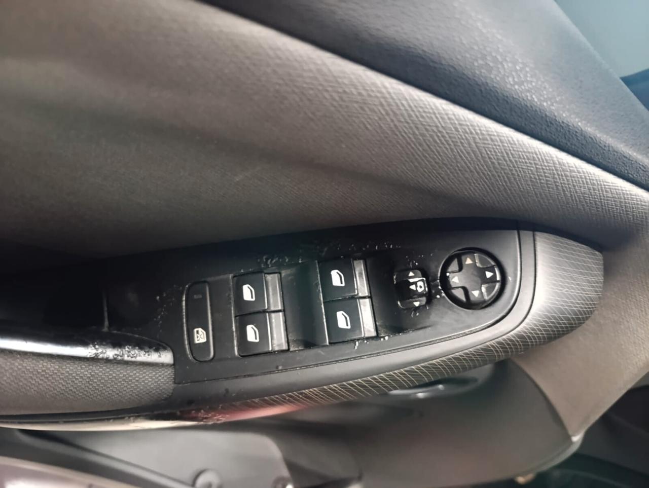 Citroen Grand C4 Picasso del 2015 - 7 POSTI - EURO 6