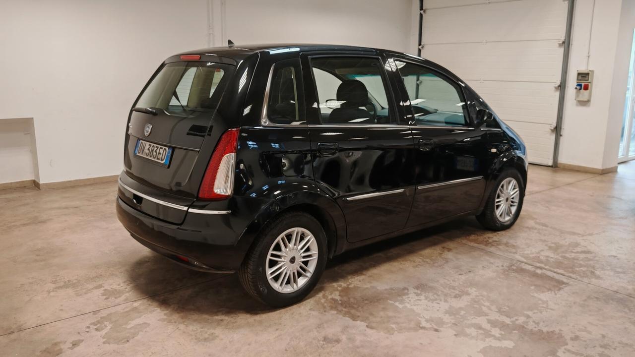 Lancia MUSA 1.4 16V EURO 5 Oro