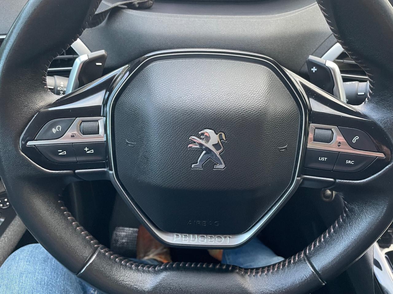 Peugeot 3008 BlueHDi 130 S&S EAT8 Allure