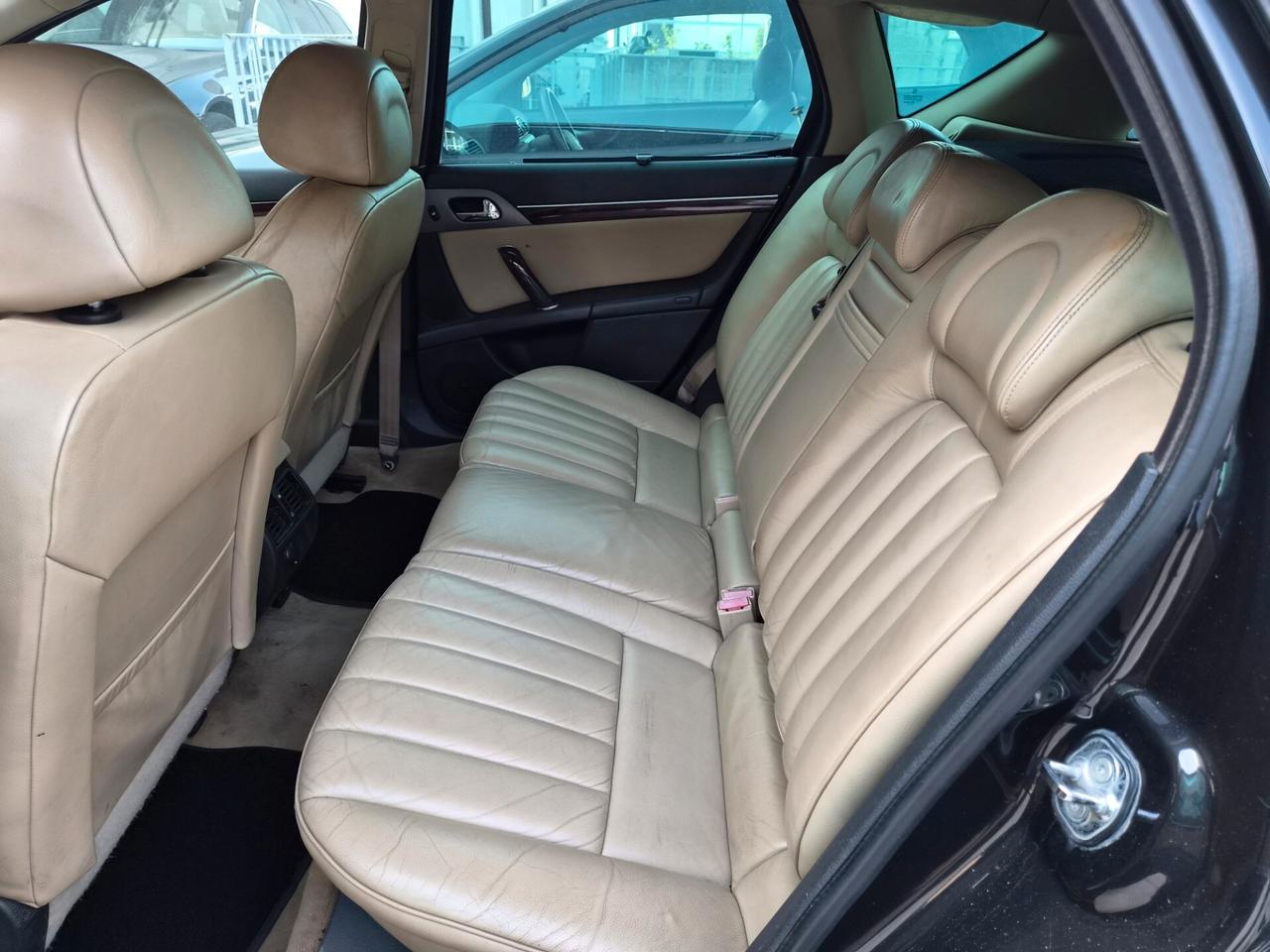 Peugeot 407 2.0 HDi SW Confort