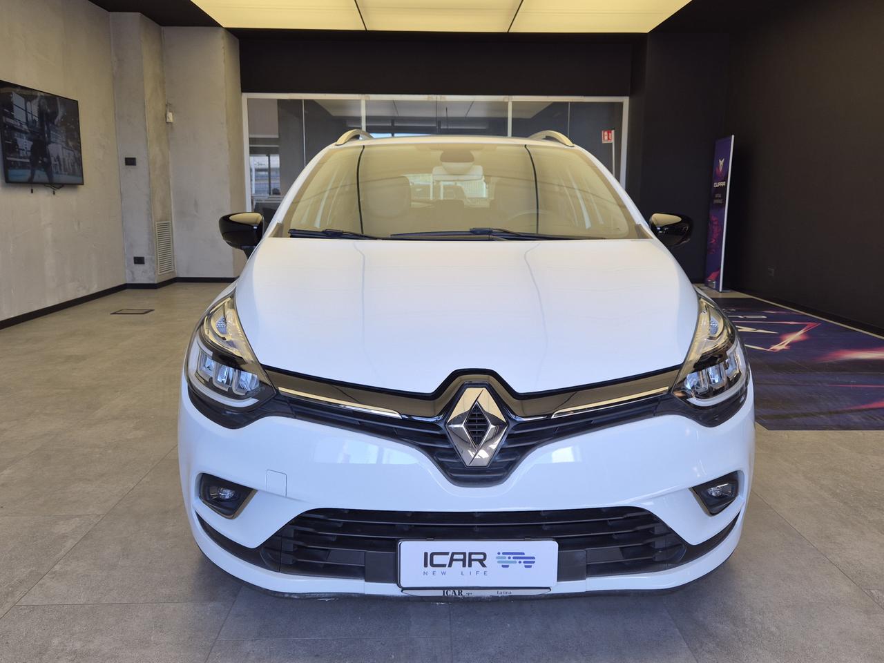 RENAULT Clio Sporter 1.5 dci Moschino Intens 90cv