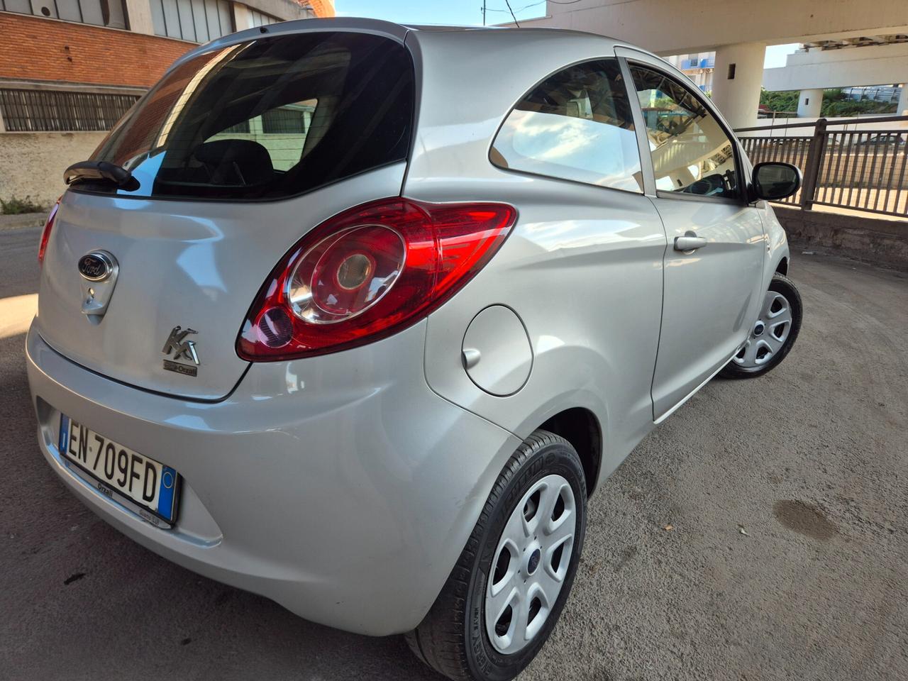 FORD KA 1.1 BENZINA NUOVISSIMA E FULL 2013