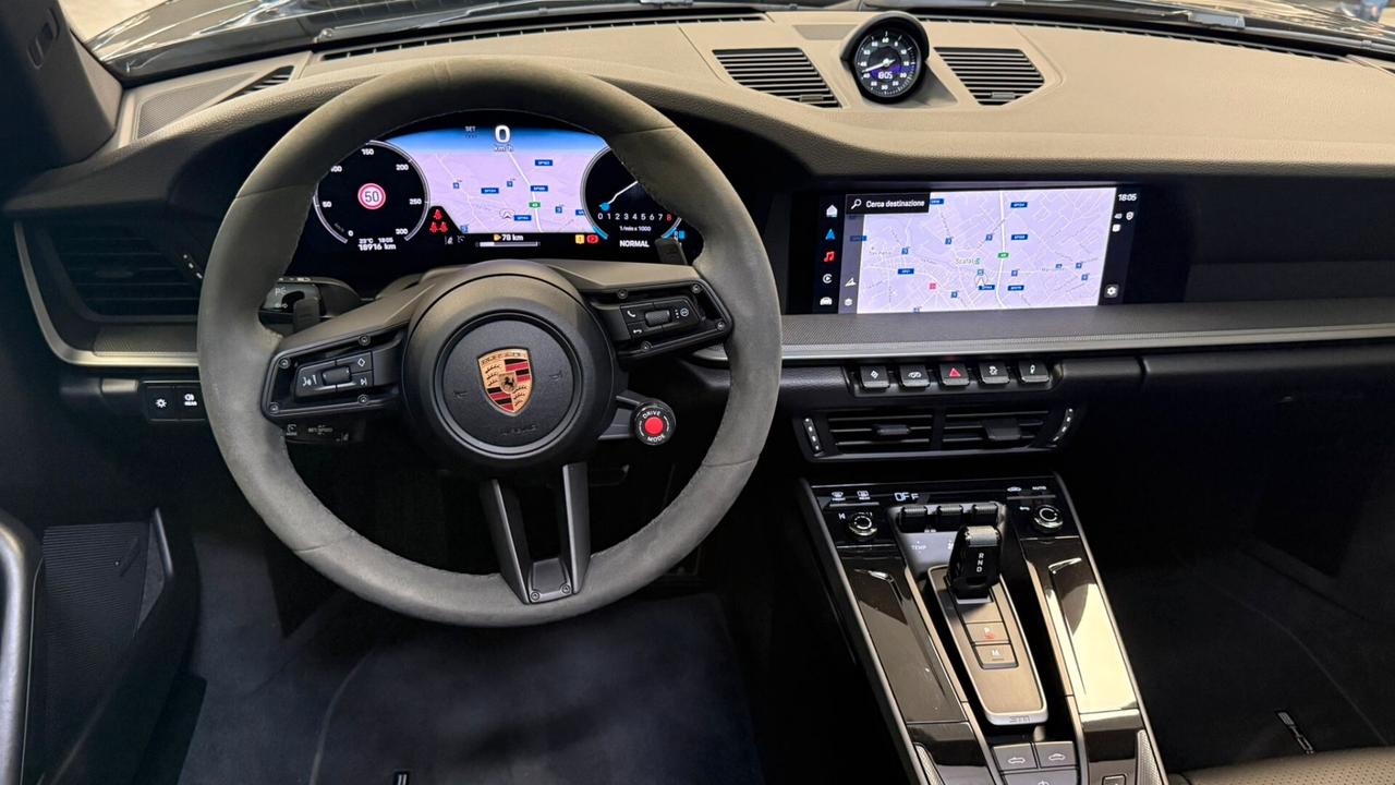 PORSCHE 992 CARRERA CABRIO 2025
