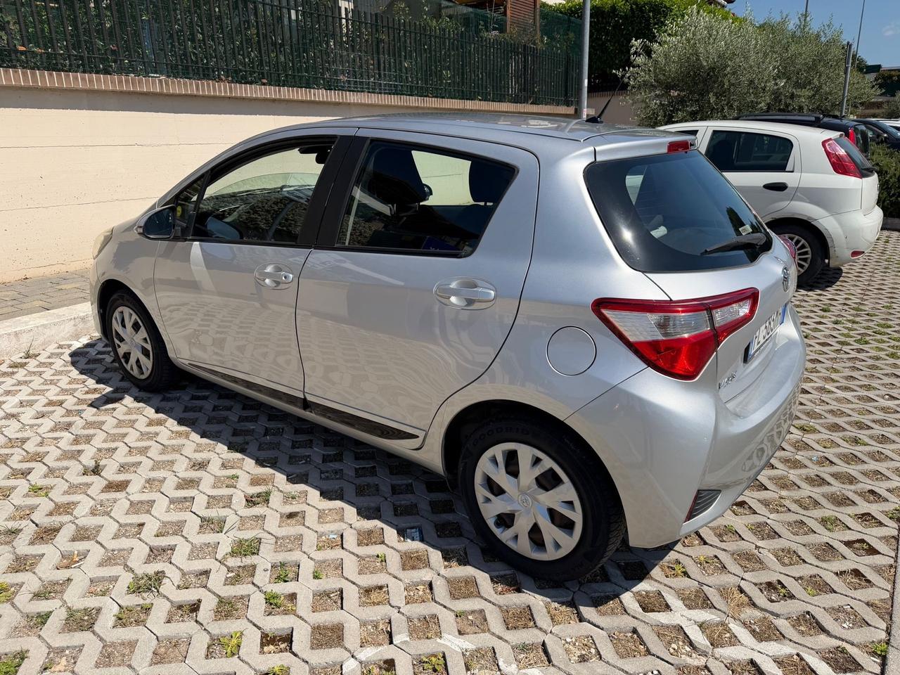 Toyota Yaris 1.0 GPL UNIPRO