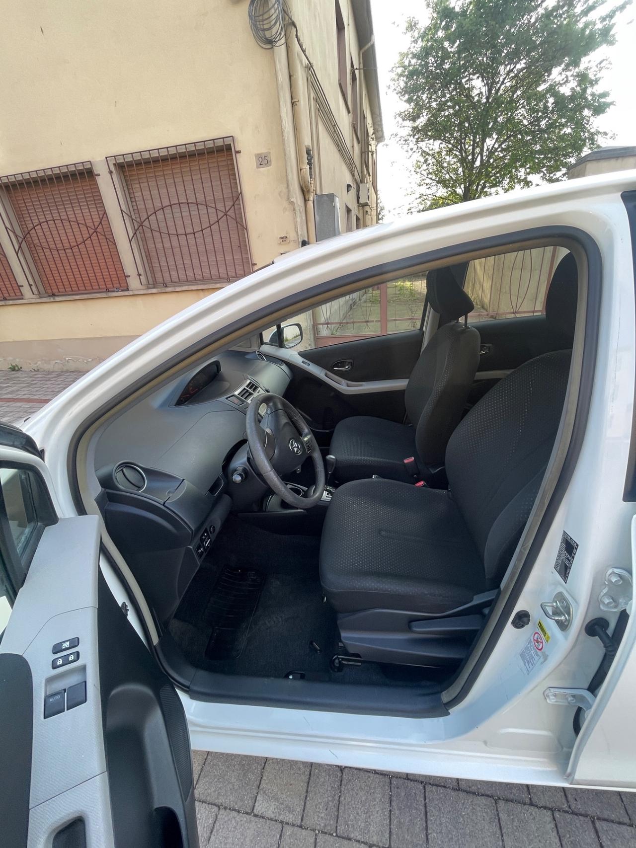 Toyota Yaris 1.4 D-4D DPF 5 porte M-MT Sol