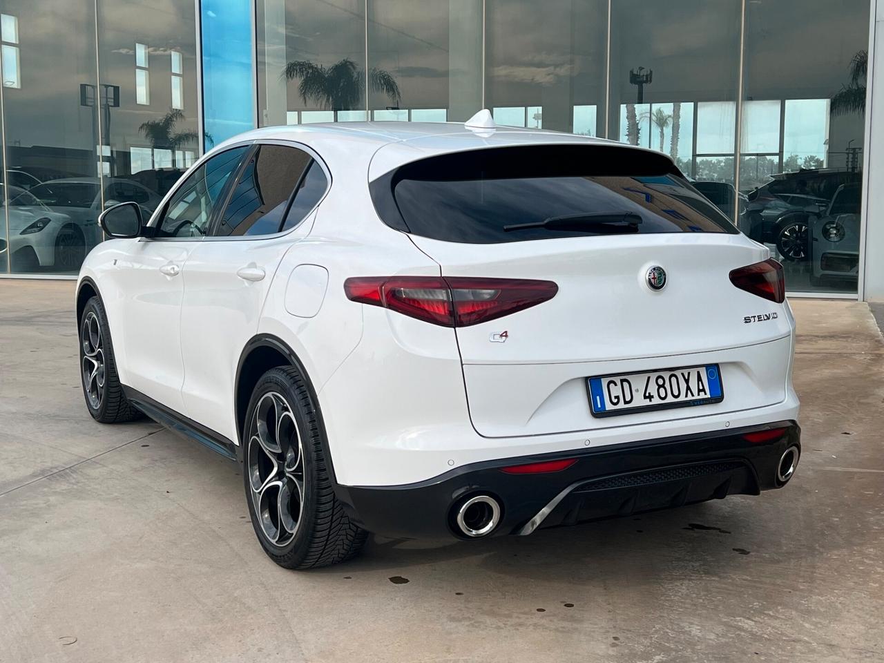 Alfa Romeo Stelvio 2.2 Turbodiesel 210 CV AT8 Q4 Ti - Possibilità noleggio no scoring