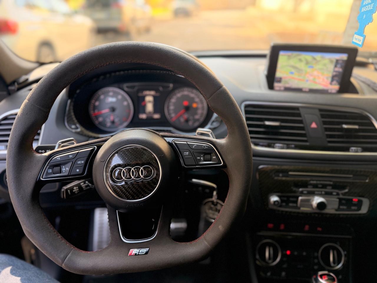 Audi Q3 RS 2.5 TFSI quattro S tronic performance