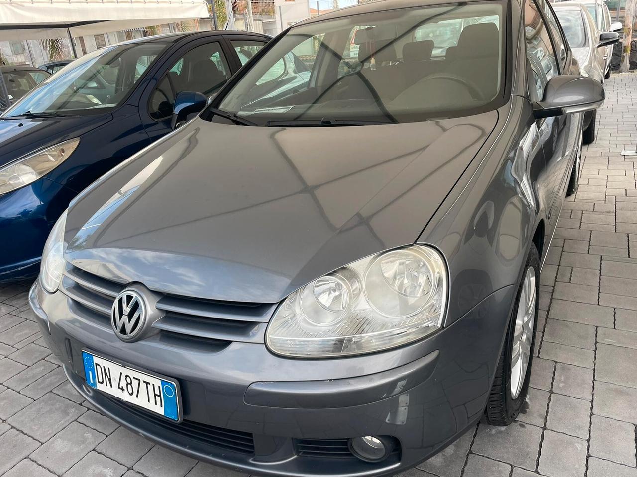 Volkswagen Golf 1.9 TDI DPF 5p. DSG Comfortline