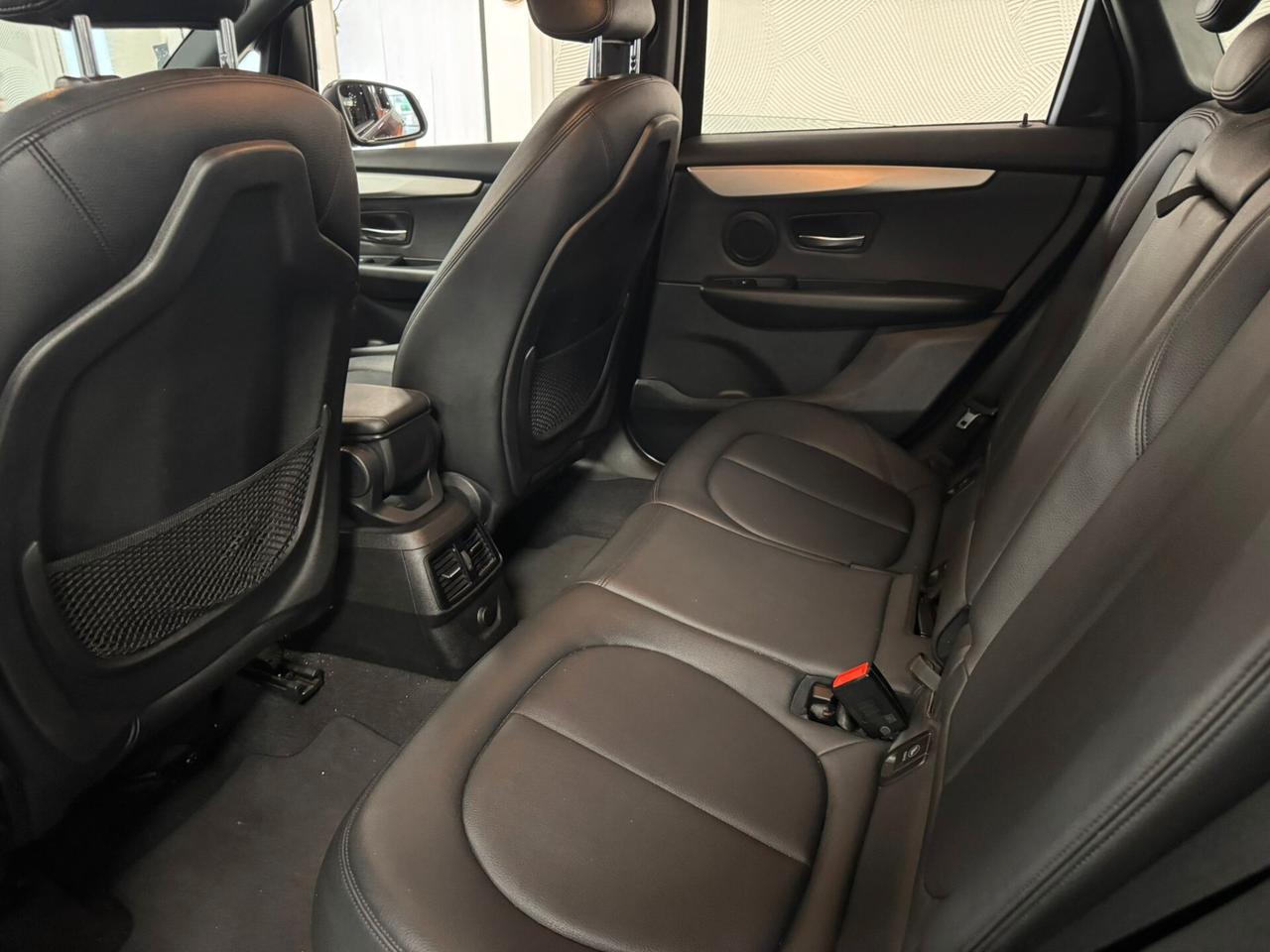 Bmw 2er Active Tourer 218d Luxury