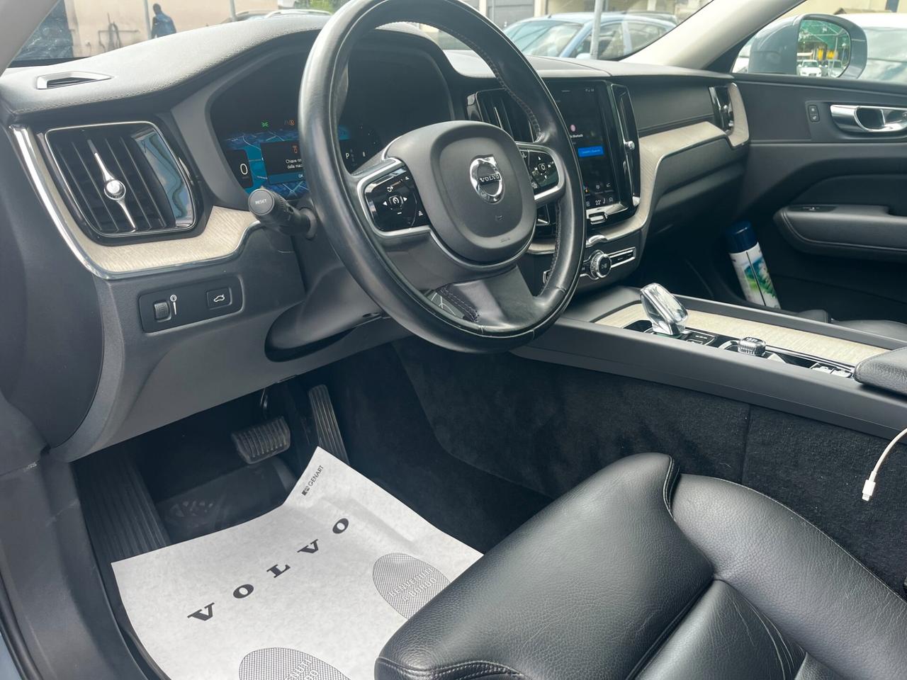 Volvo XC 60 XC60 B4 (d) AWD Geartronic Momentum Pro