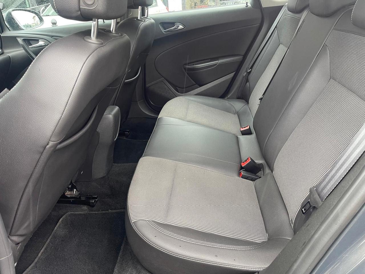 Opel Astra 1.4 Turbo 140CV 5 porte Cosmo