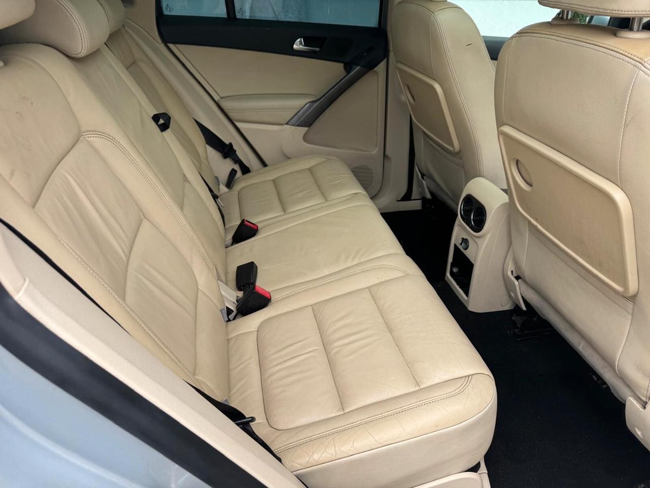 Volkswagen Tiguan 2.0 TDI DPF 4MOTION tiptronic Track & Field*FULL OPTIONAL