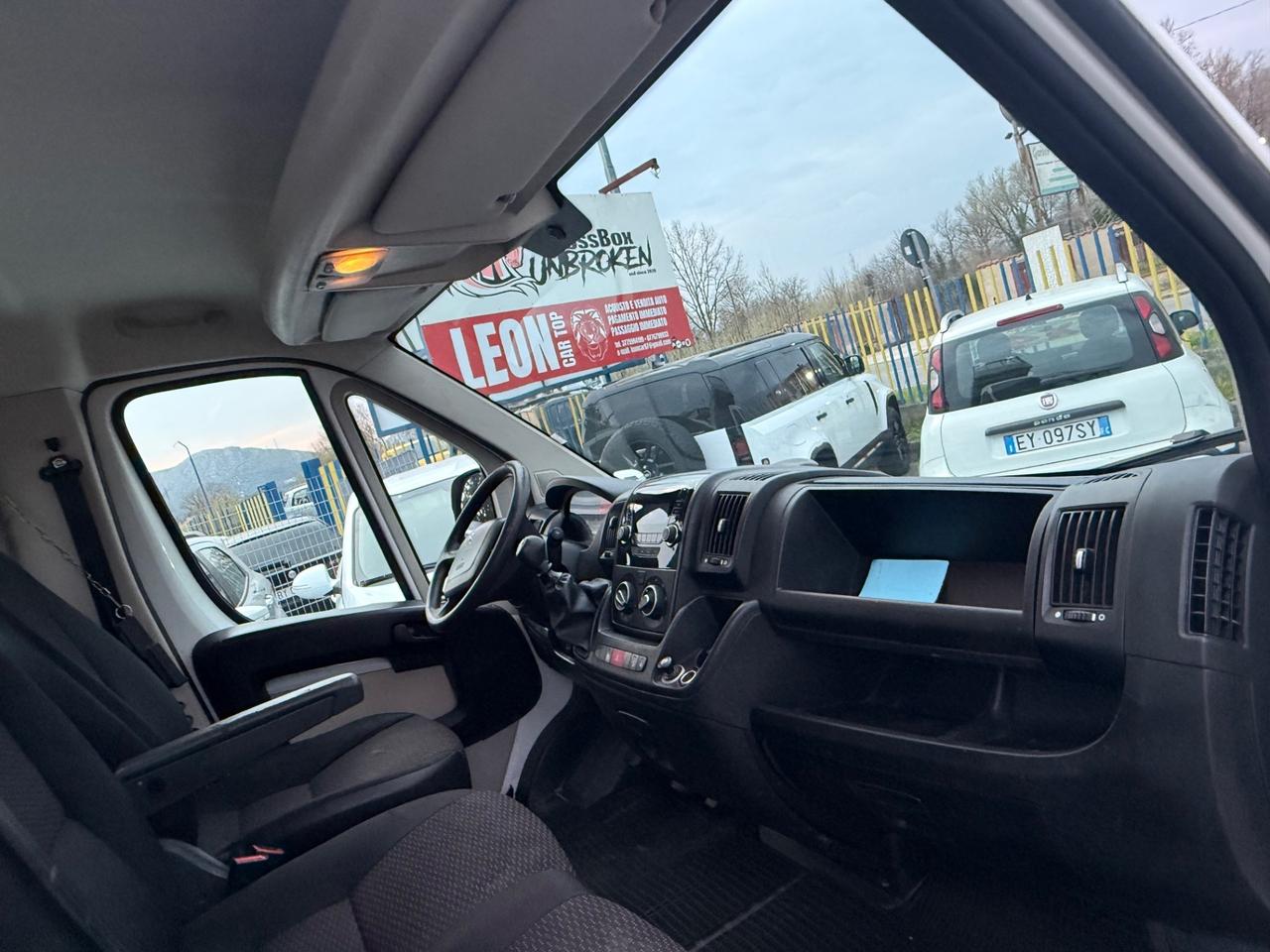 Peugeot boxer ribaltabile anno 2018 km 120 mila