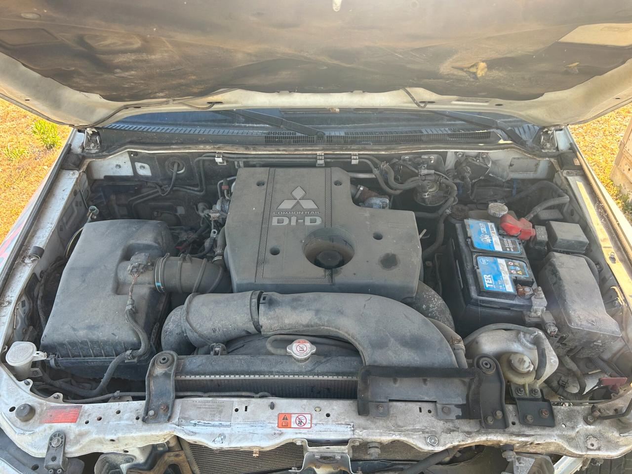 Mitsubishi Pajero 3.2 Diesel 4x4 AUTOM SINISTRATO