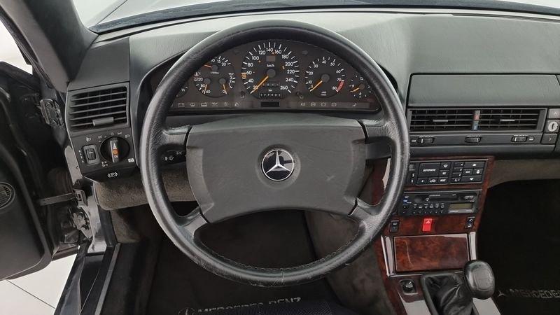 Mercedes-Benz Serie SL 300 SL-24 cat