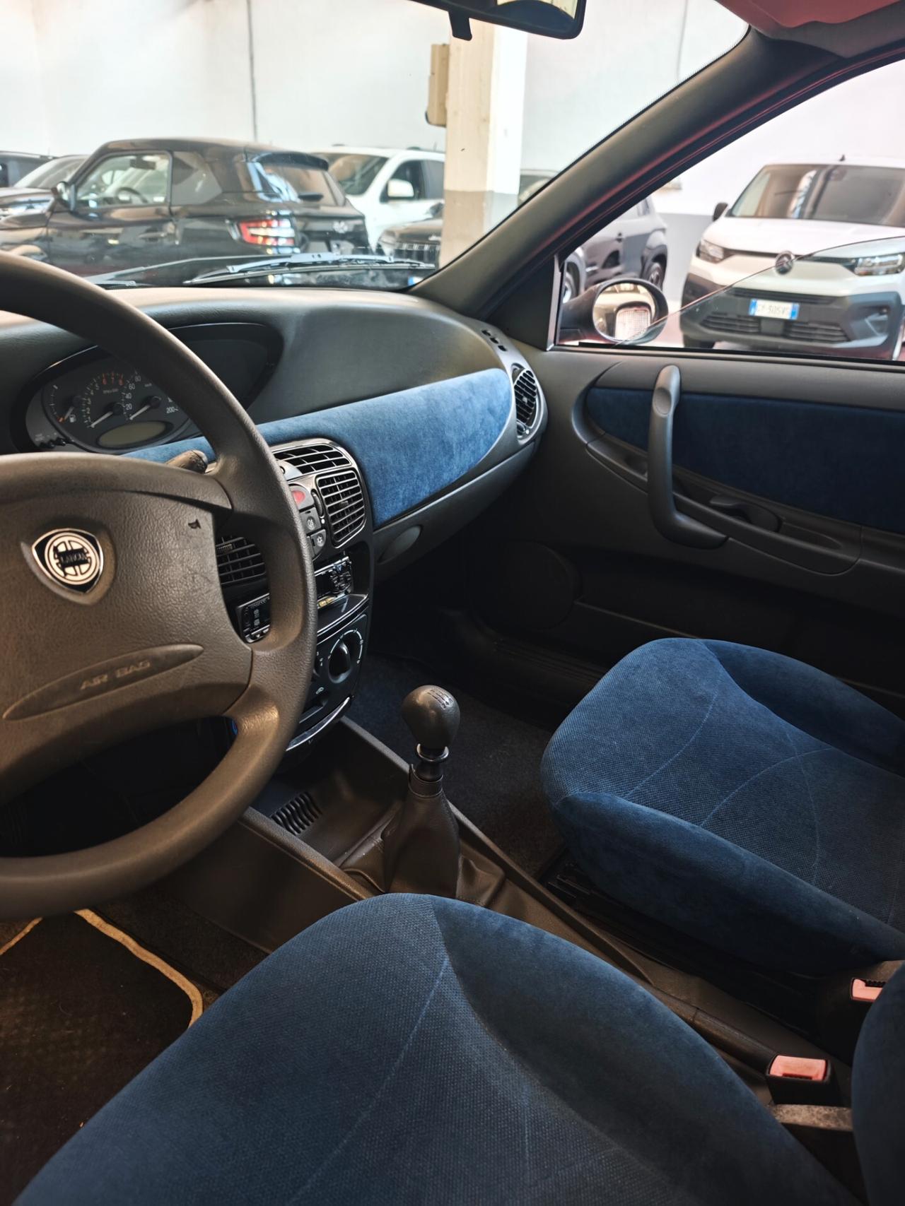 Lancia Y 1.2i 16V cat Elefantino Blu