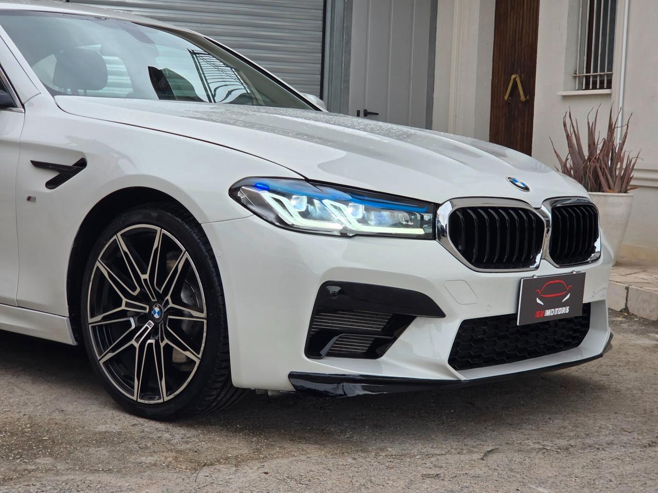 Bmw 520d F10 - LOOK M5 G30 Conversione Completa