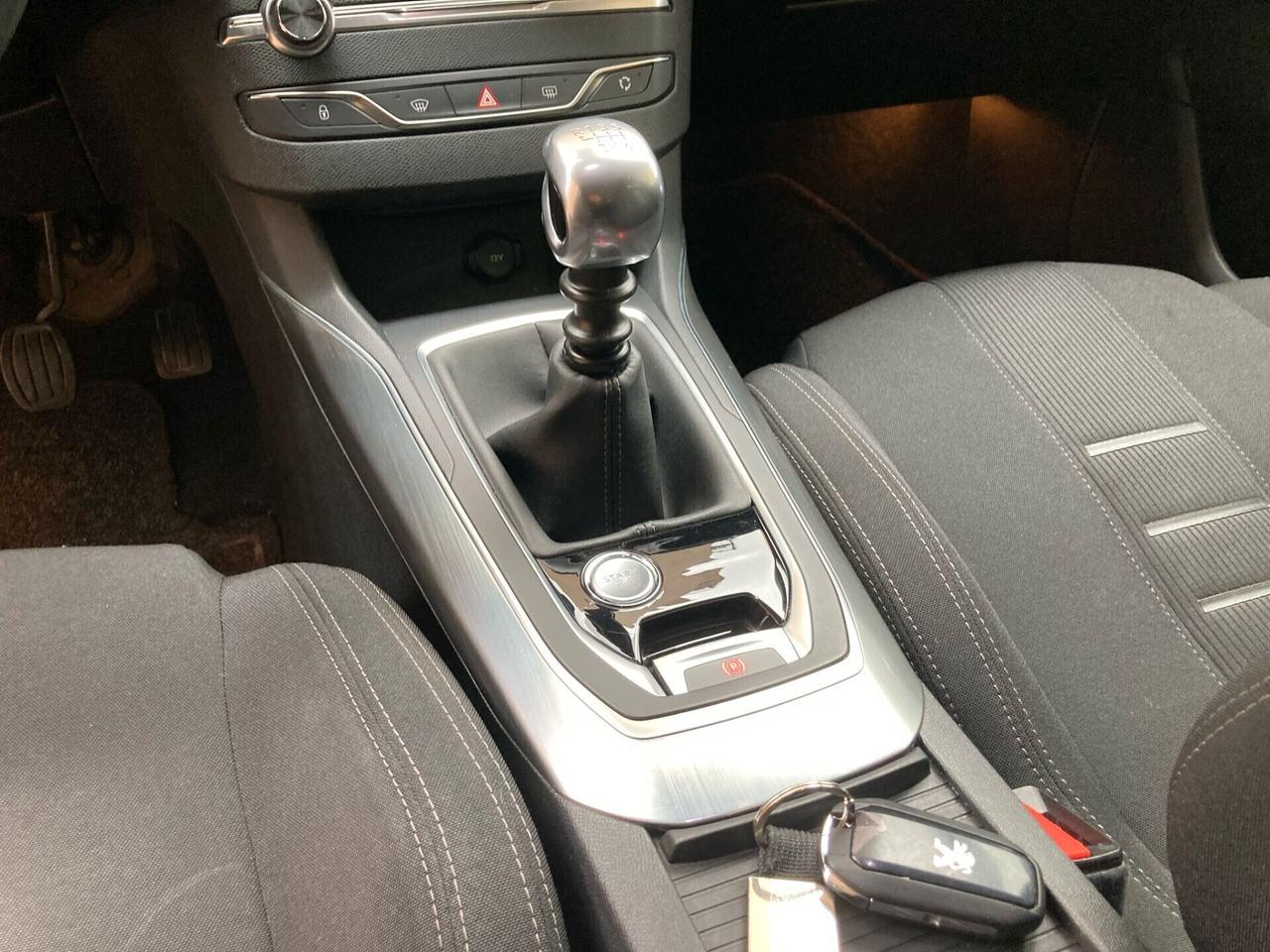 Peugeot 308 1.6 HDi -X NEOPATENTATI- 2014