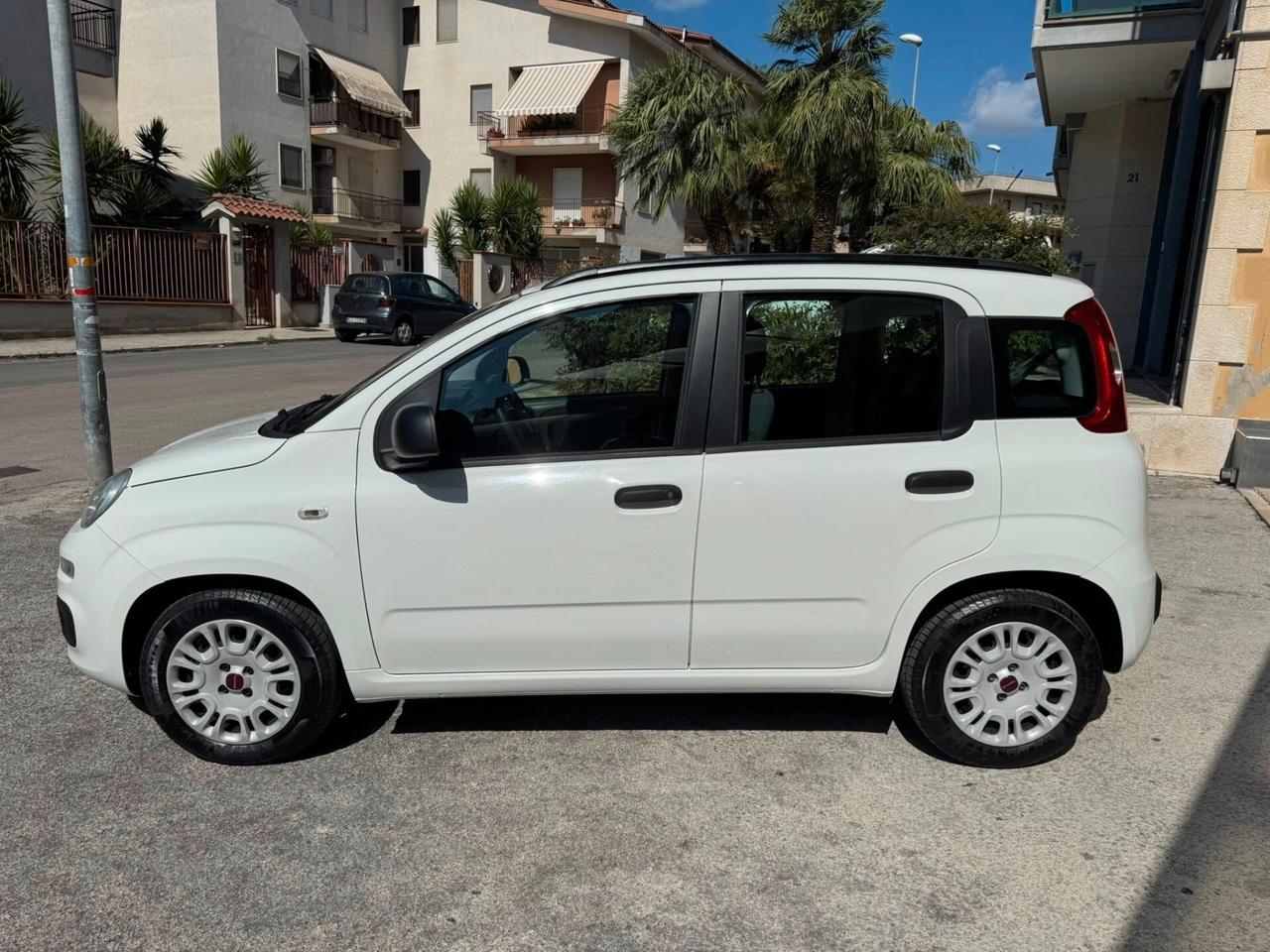 FIAT PANDA 1.3 MJ 95 CV. E6 LOUNGE 5 POSTI PERFETTA