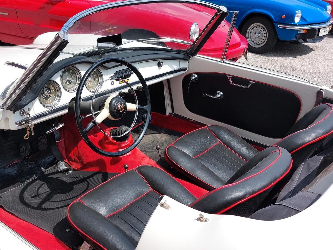 Alfa Romeo Giulietta Spider 1300 del 1960 ( la Seconda Serie )