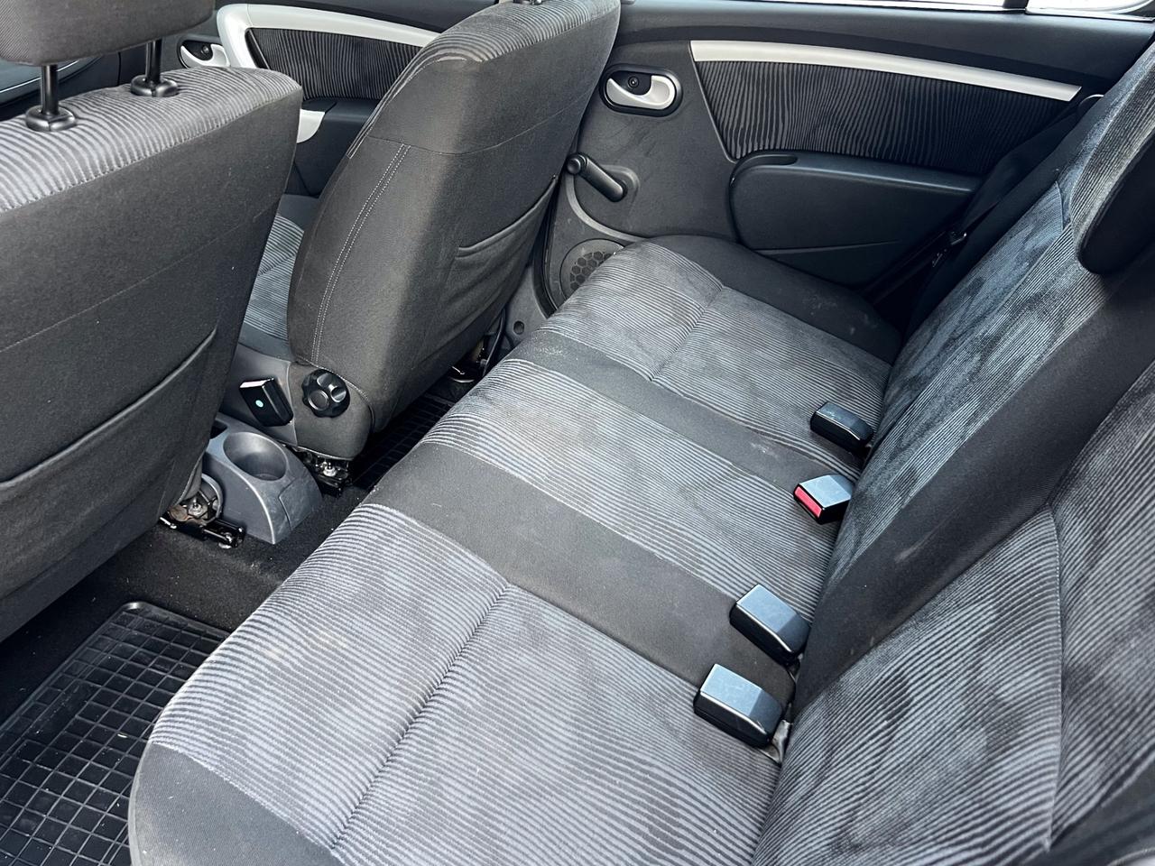 Dacia Sandero 1.4 8V GPL Lauréate Ok Neopatentati