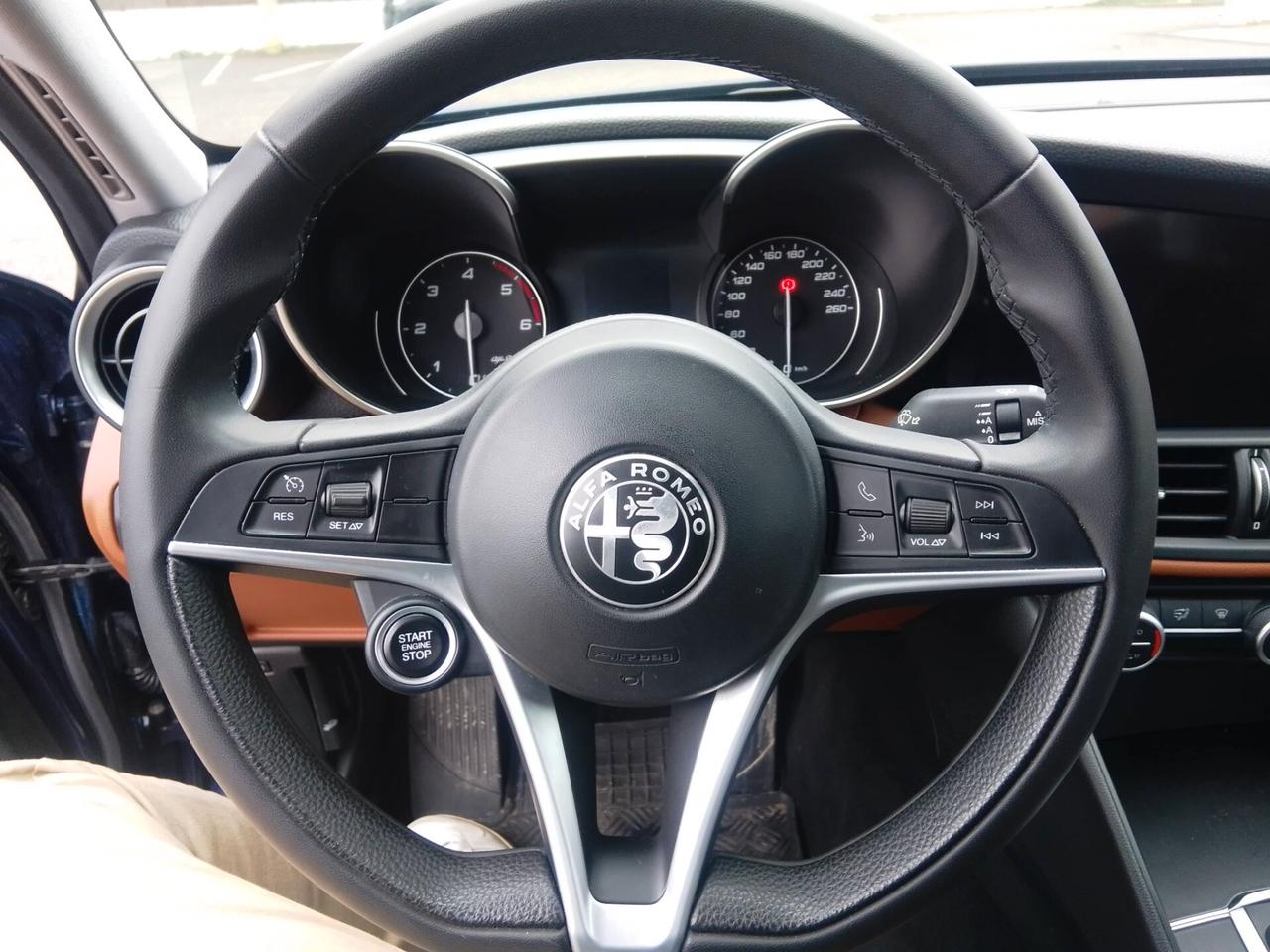 Alfa Romeo Giulia 2.2 Turbodiesel 180 CV Super