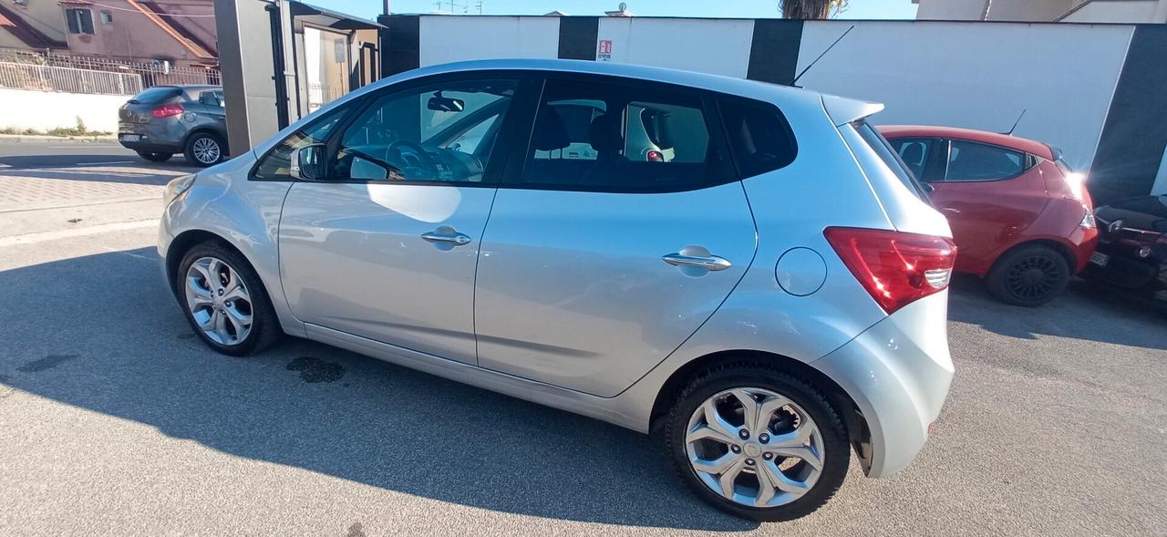 Hyundai iX20 1.4 D STYLE - LEGGI!