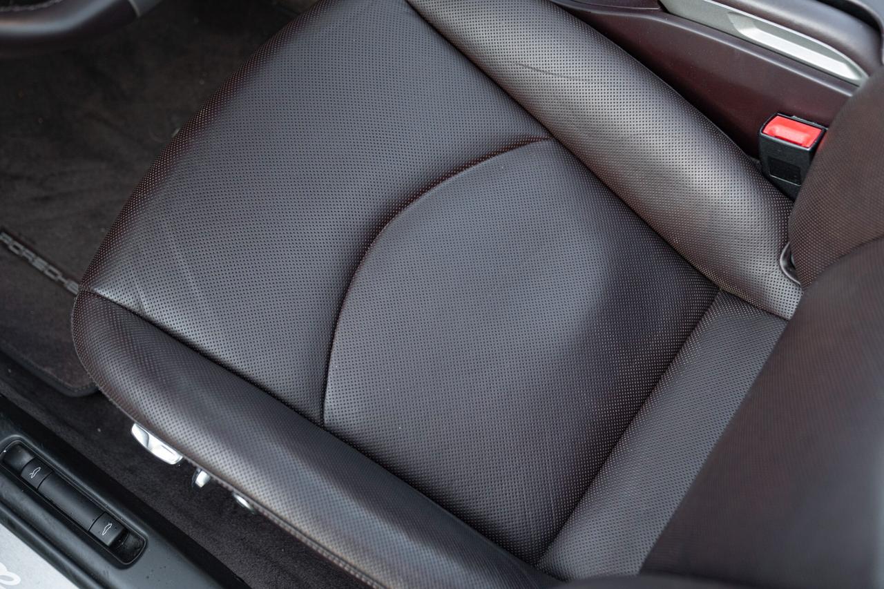 Porsche 997 (911) CARRERA 4S CABRIOLET - RDS01880