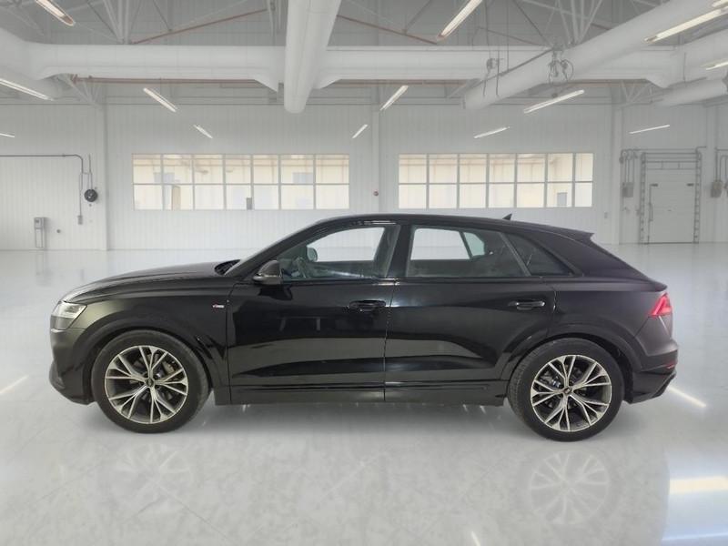 AUDI Q8 45 TDI MHEV 170kW quattro tiptronic Sport