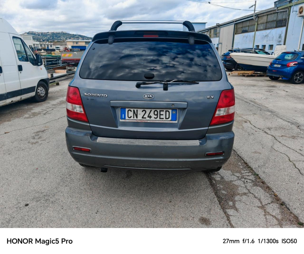 Kia Sorento Autocarro 5p