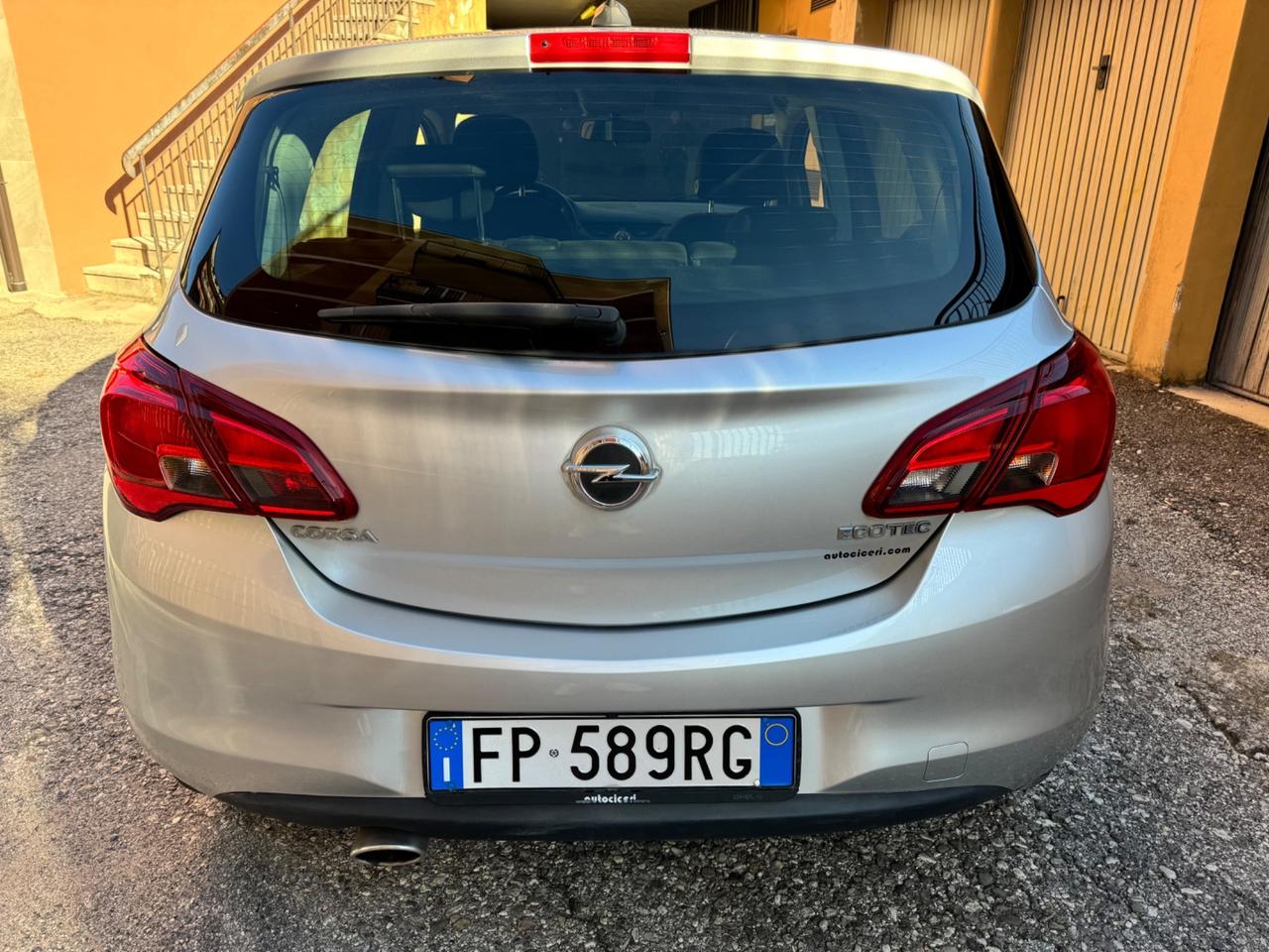 Opel Corsa 1.4 90CV GPL Tech 5 porte Innovation