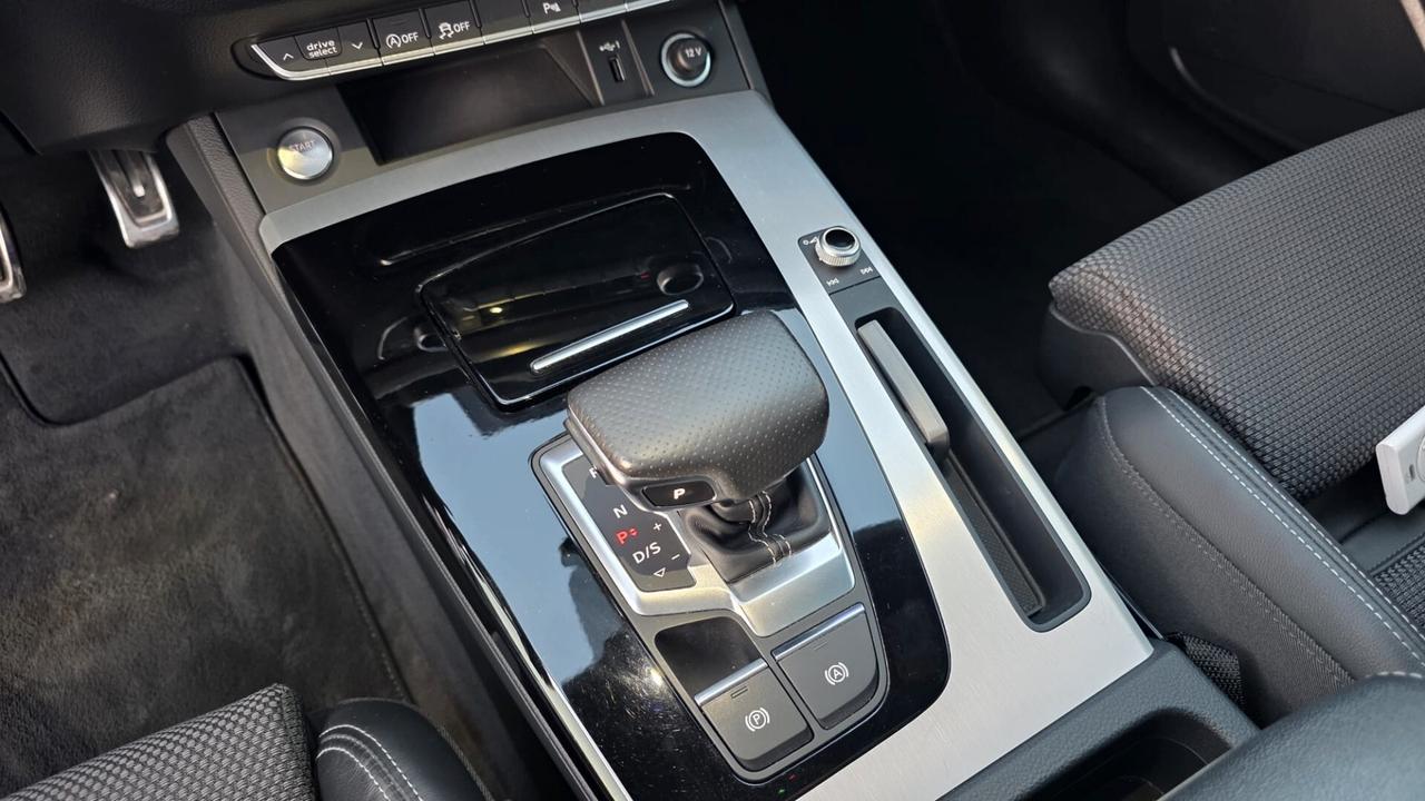 Audi Q5 SPB S tronic 3x s-line Tetto Luci