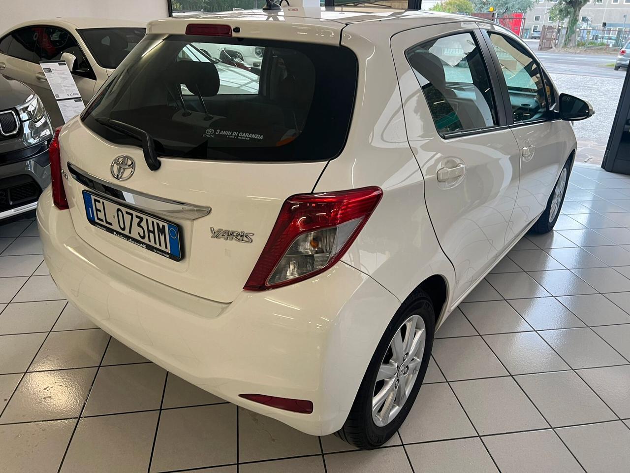 Toyota Yaris 1.0 5 porte Lounge