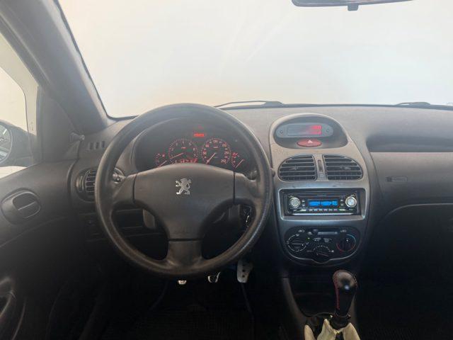 PEUGEOT 206 1.1 3p. XT